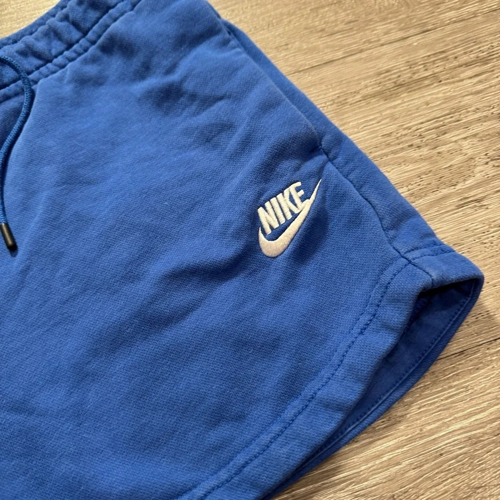 Nike Shorts Womens Small Blue Fleece Sportswear Essential Terry CJ2158-480 Adult